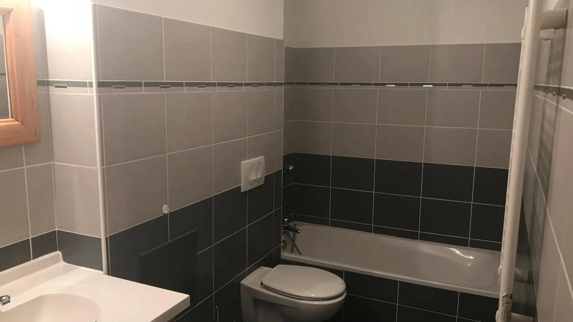 Appartement 3 Pieces Coin Montagne + Box - 3* - 8 Pers. - A 20M Des Pistes A Montgenevre - Fr-1-445-1
